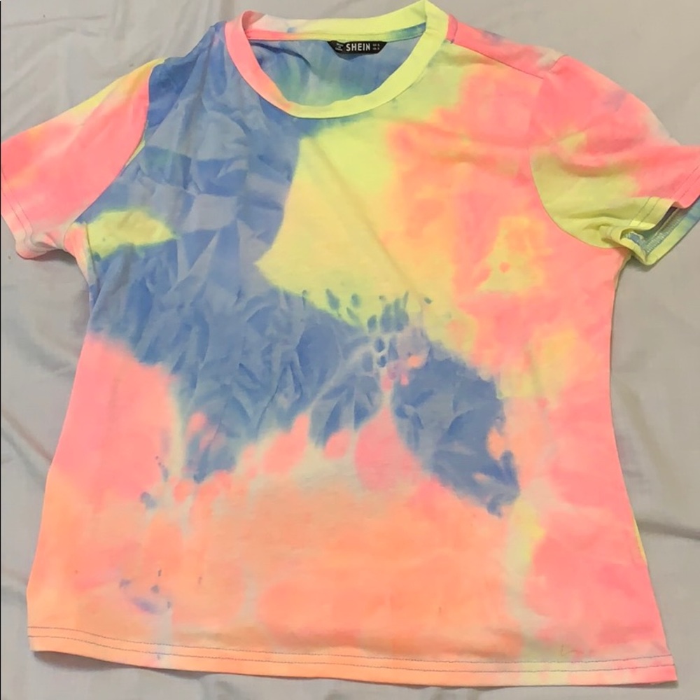Bright tie dye short sleeve t shirt